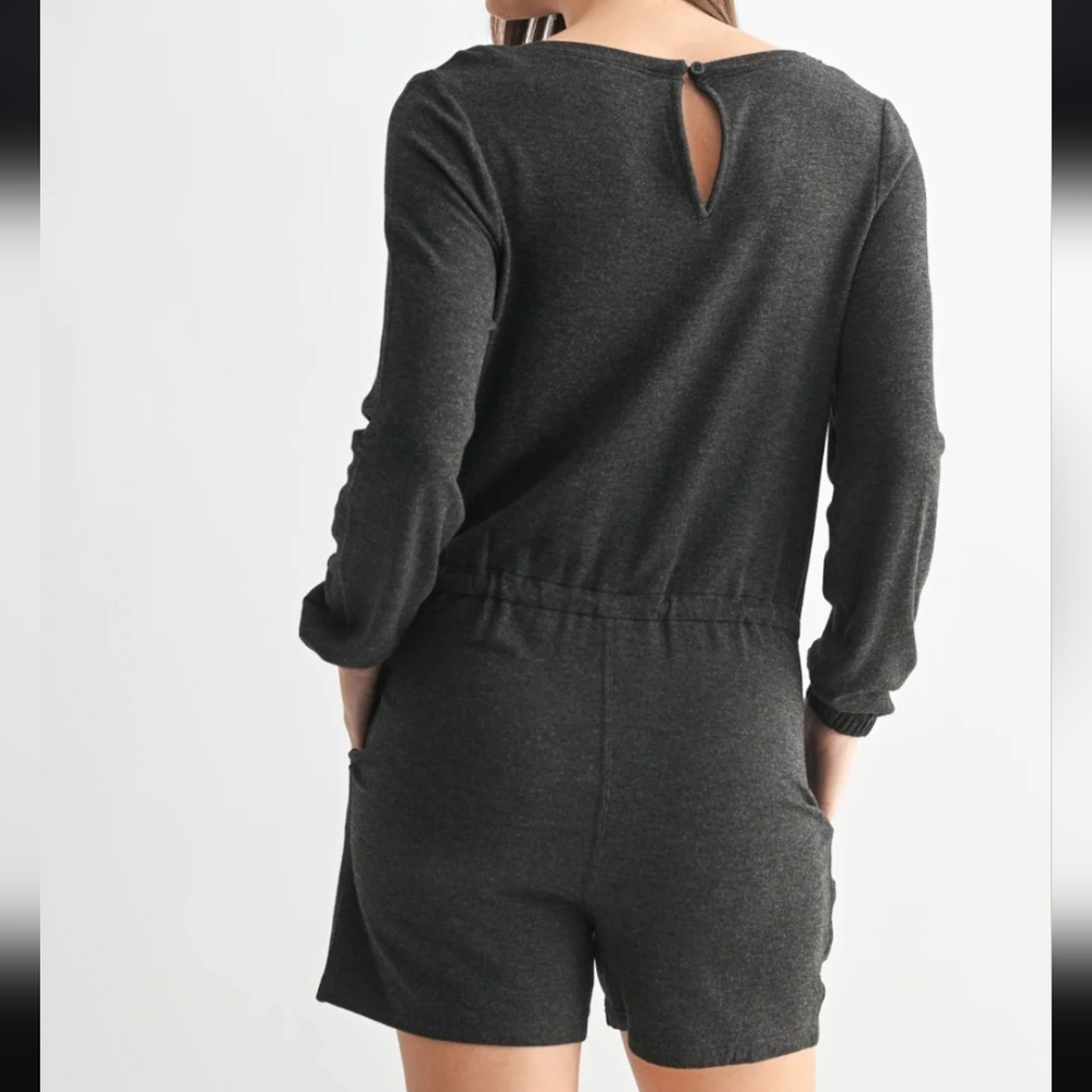 NWT Mono B Buttersoft Romper Longsleeve Medium Loungewear Shorts Comfy One Piece - Picture 2 of 5
